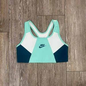 Nike sports bra /top
